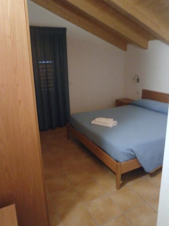 Ai Vecchi Molini Bed and Breakfast Castello Tesino Rum bild